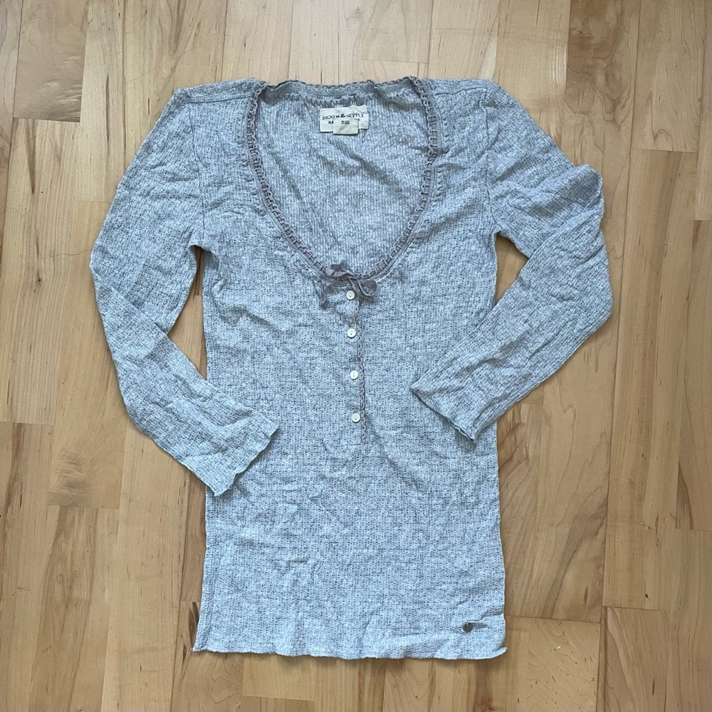 Long Sleeve Bow Detail Top